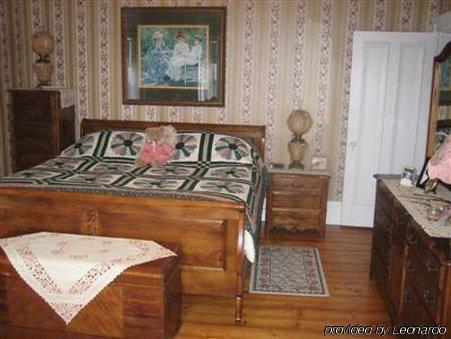 A Seafaring Maiden Bed And Breakfast Granville Ferry Room photo